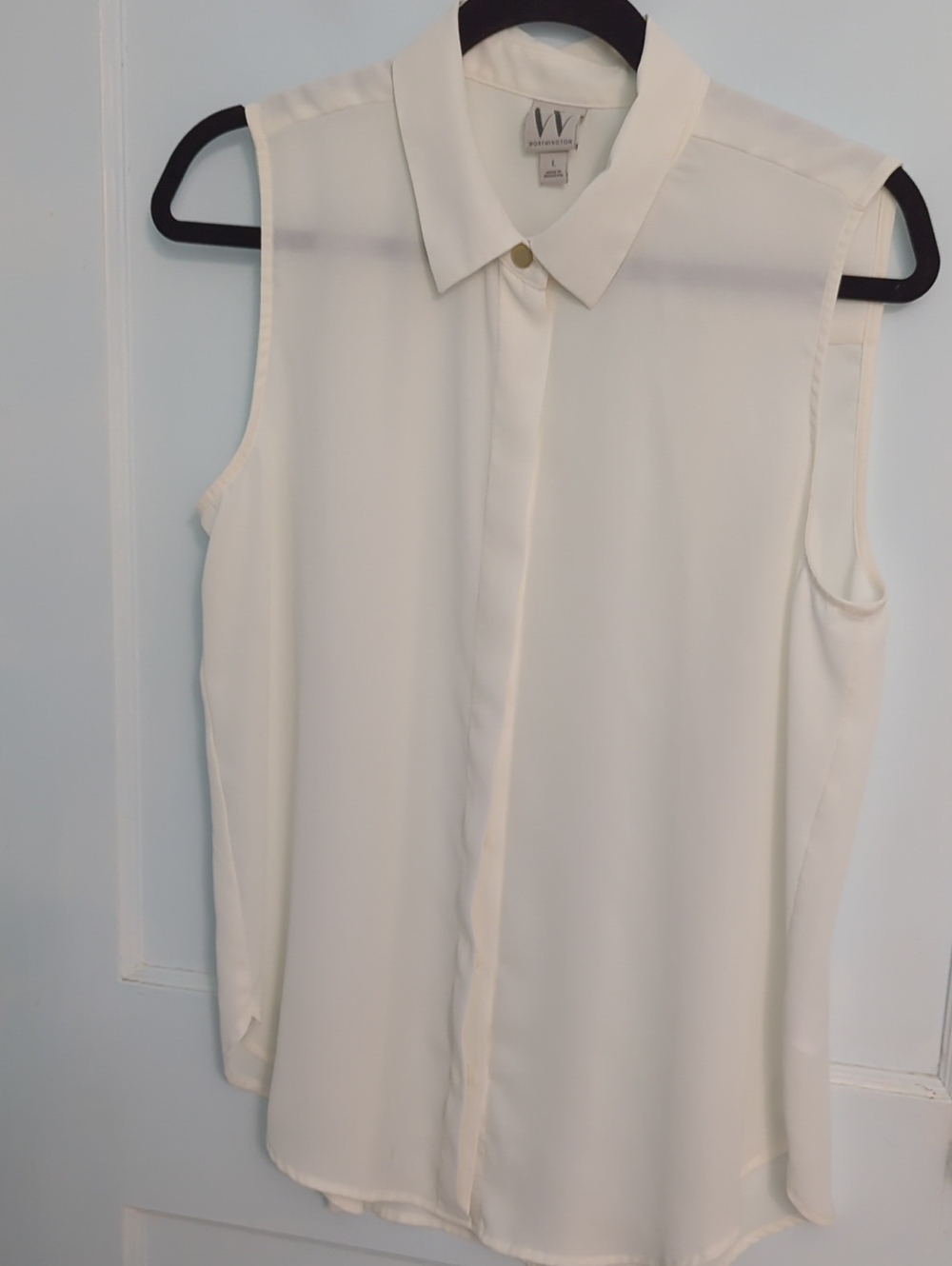 Worthington Sz L Sleeveless Collared Blouse in White with Gold Accent Button